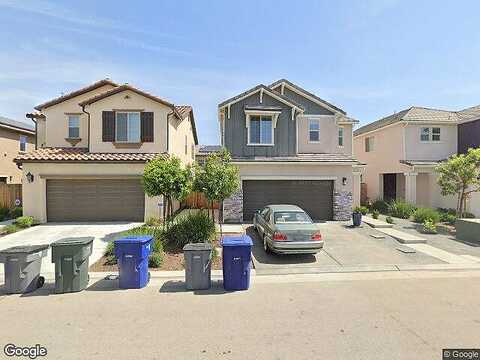 Mcarthur, FRESNO, CA 93727