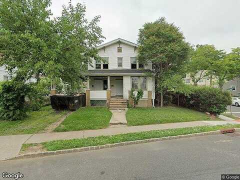 Elmwood Ave, MAPLEWOOD, NJ 07040