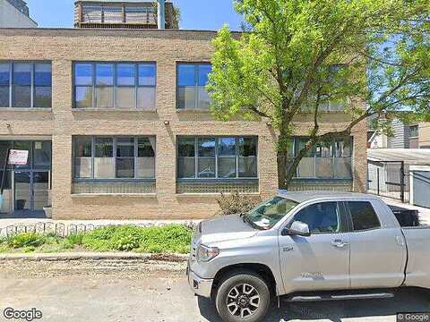 Lakewood, CHICAGO, IL 60657