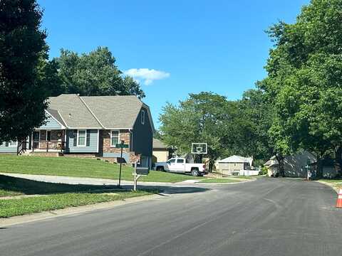Castle, INDEPENDENCE, MO 64057