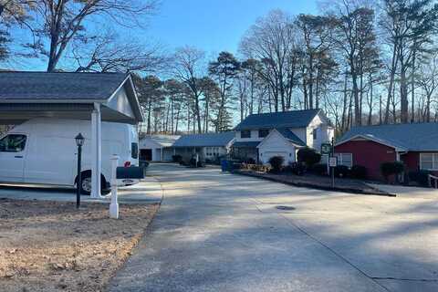 Rue Sans Famille, RALEIGH, NC 27607