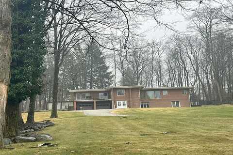 Saddle River, UPPER SADDLE RIVER, NJ 07458