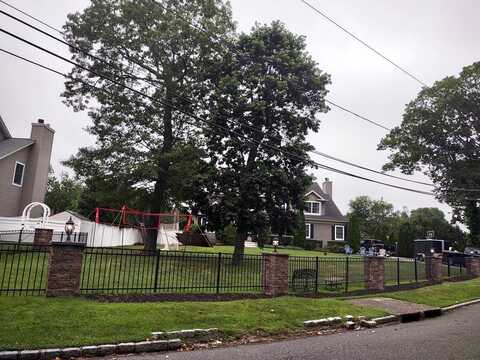 Alma, EAST NORTHPORT, NY 11731
