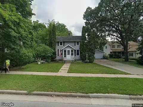 Lincoln, MUKWONAGO, WI 53149