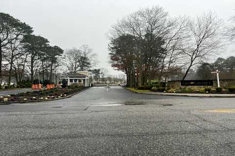 Bristol, HOLBROOK, NY 11741