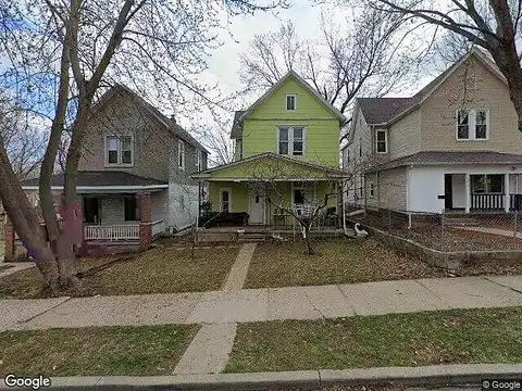 Smart, KANSAS CITY, MO 64124