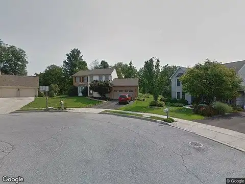Mollie, HARRISBURG, PA 17112