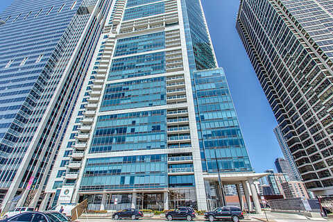 Randolph, CHICAGO, IL 60601