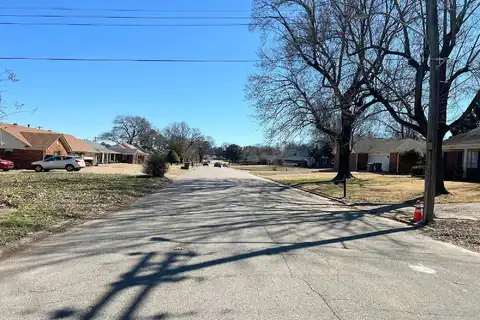 Hazelhedge, MEMPHIS, TN 38116