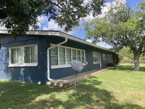 1635 River Oaks, Kingsland, TX 78639