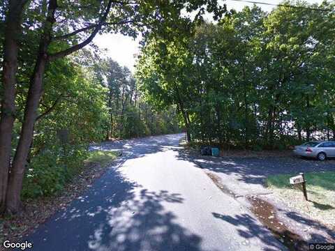 Stratford Ave, Huntington, NY 11746