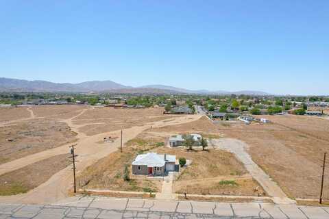 15Th, PALMDALE, CA 93550