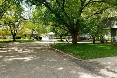 37Th Street, SIOUX CITY, IA 51104