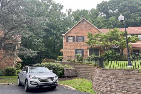Rustmont, MALVERN, PA 19355