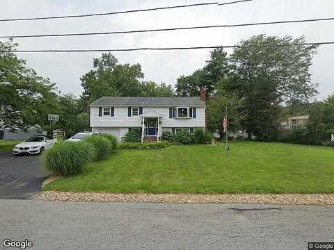 Matthias, SALEM, NH 03079
