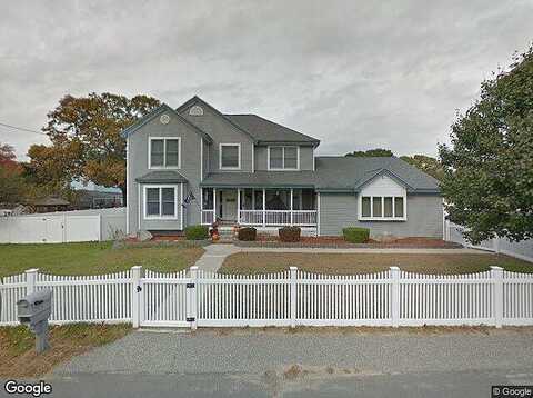 Simone, METHUEN, MA 01844