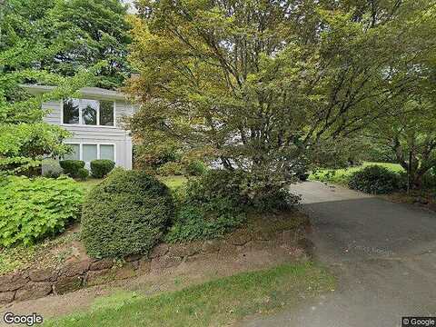Eagle Crest Dr, Lake Oswego, OR 97035
