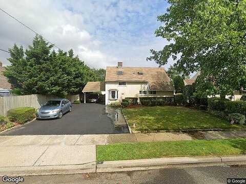 Wildwood, WANTAGH, NY 11793
