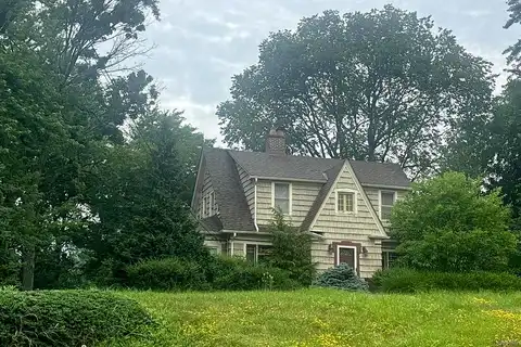 Pleasant Valley, INDEPENDENCE, OH 44131