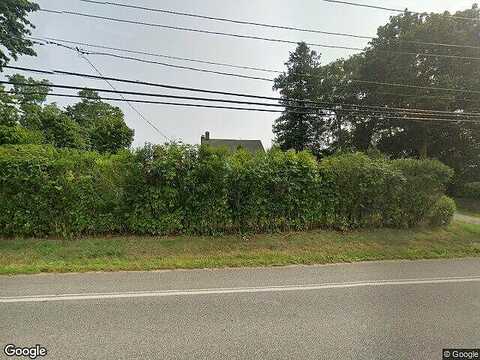 Sound Ave, Riverhead, NY 11901