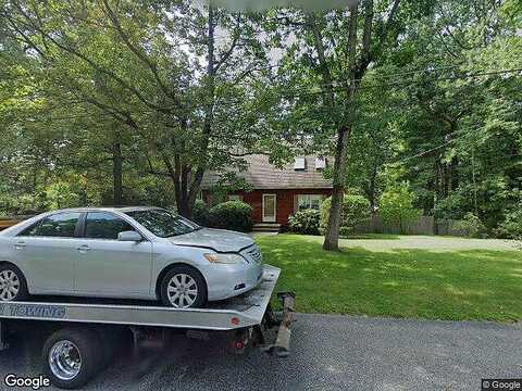 Phyllis, FRANKLIN, MA 02038