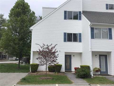 Perry, PUTNAM, CT 06260