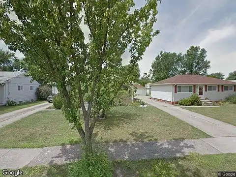 Grosse, BROOKPARK, OH 44142