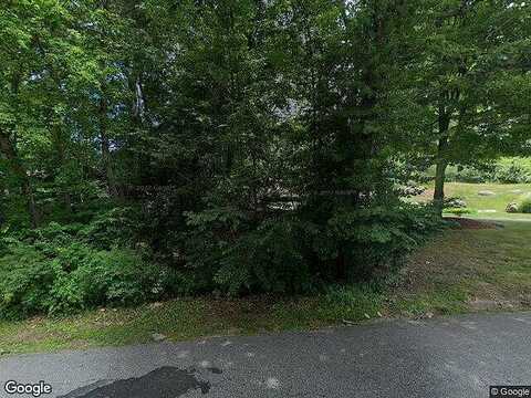 Woodchester, WESTON, MA 02493