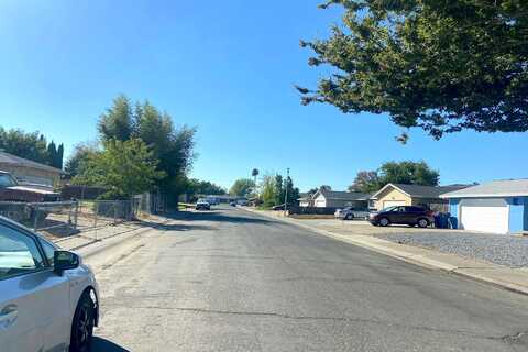 Laurie, SACRAMENTO, CA 95832