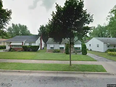 Valdes, AKRON, OH 44320