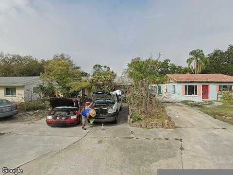 25Th, SAINT PETERSBURG, FL 33710