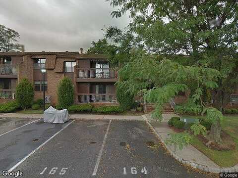 Sharon Garden, WOODBRIDGE, NJ 07095
