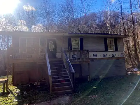 Ky Route 825, HAGERHILL, KY 41222