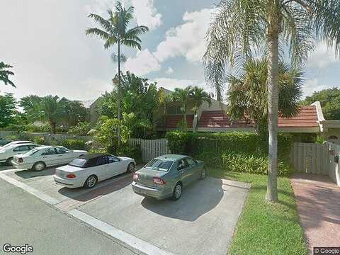 81St, MIAMI, FL 33143