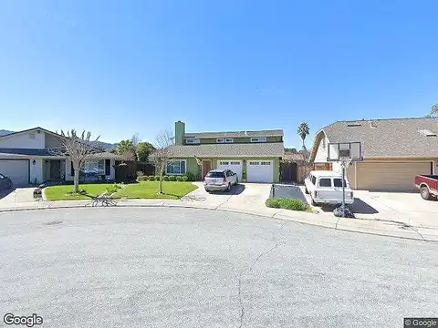 Silvia, GILROY, CA 95020