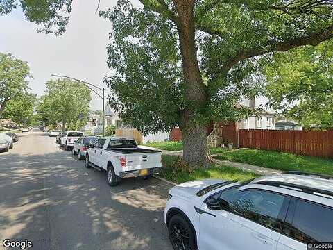 Marshfield, CHICAGO, IL 60620