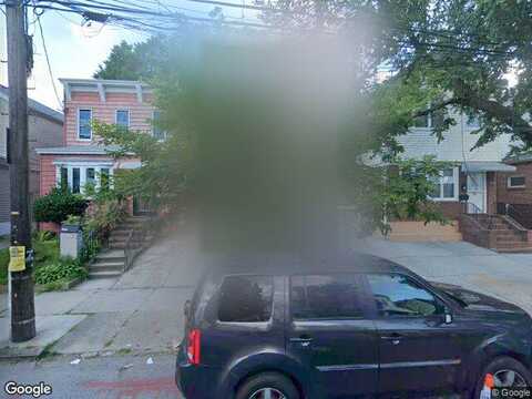 78Th, WOODHAVEN, NY 11421