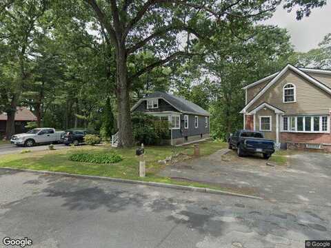 Central, SAUGUS, MA 01906