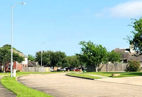 Chase Creek, BACLIFF, TX 77518