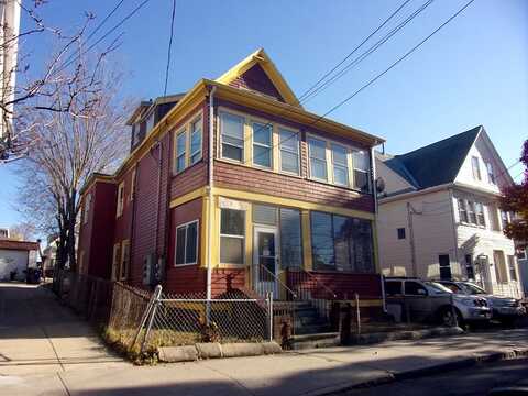 Irving, EVERETT, MA 02149