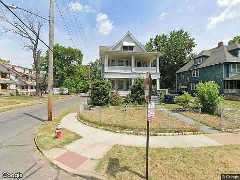 Somerset, CLEVELAND, OH 44108