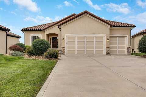 1213 SW Neelie Lane, Lees Summit, MO 64082