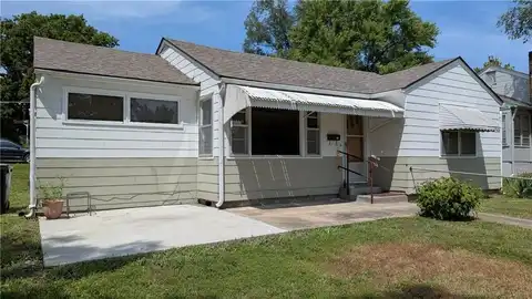 219 N McKissock Street, Pleasant Hill, MO 64080