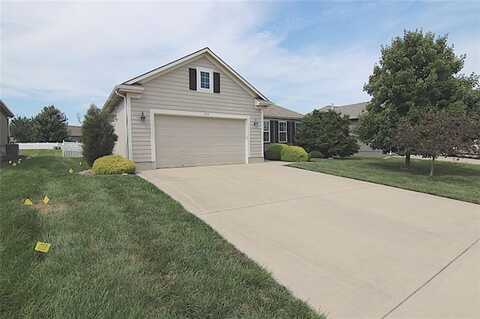 720 Indian Grass Way, Raymore, MO 64083
