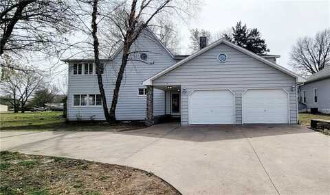 215 W 4th Street, Erie, KS 66733