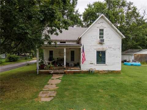 600 E Main Street, Cherryvale, KS 67335