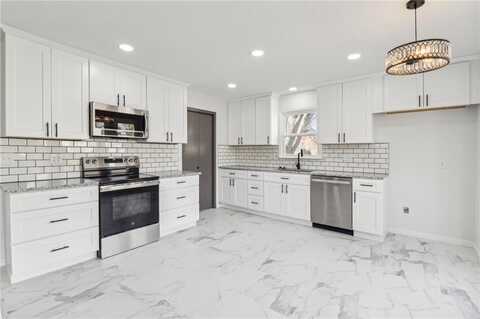 11600 E 62nd Street, Raytown, MO 64133