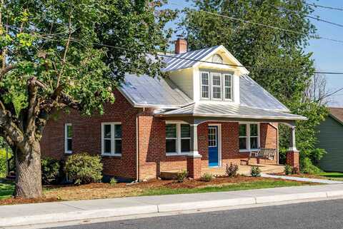 116 LINVILLE AVE, BROADWAY, VA 22815