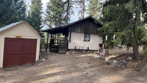 227 Holiday Dr, Garden Valley, ID 83622