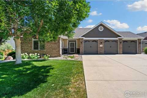 975 Norway Maple Dr, Loveland, CO 80538